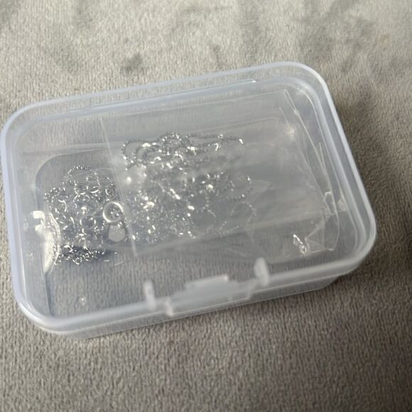 Thin Silver Necklace - Very Thin Chain - BRAND NEW - Short Necklace - Picture 5 of 5